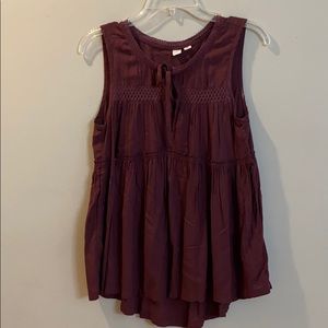Beautiful burgundy flowy XS tank top {140}